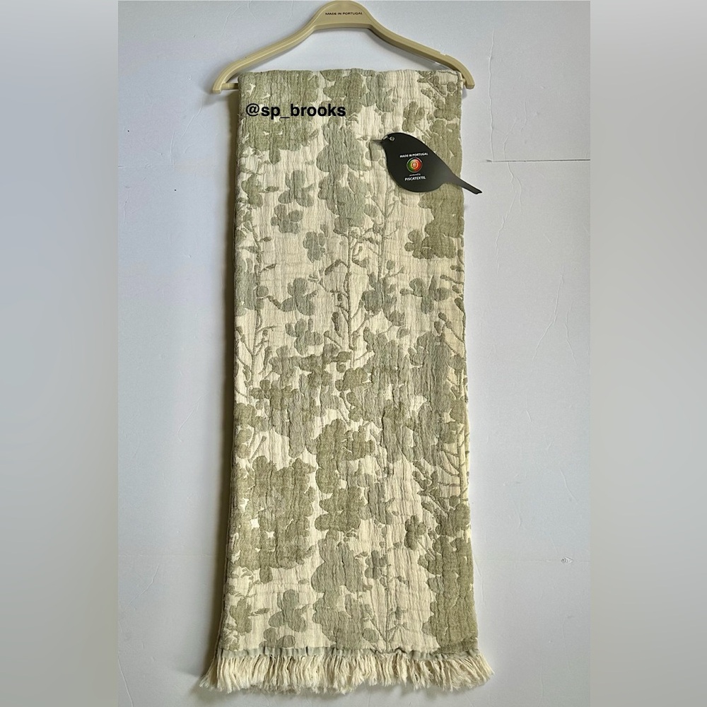 🎁Piscatextil Throw Blanket - Floral Cluster - Mint and Oatmeal - Cotton